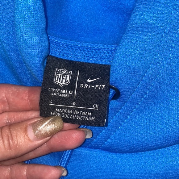 LOS ANGELES CHARGERS NIKE 2020 Sideline Impact Lockup Hoodie - Picture 4 of 5